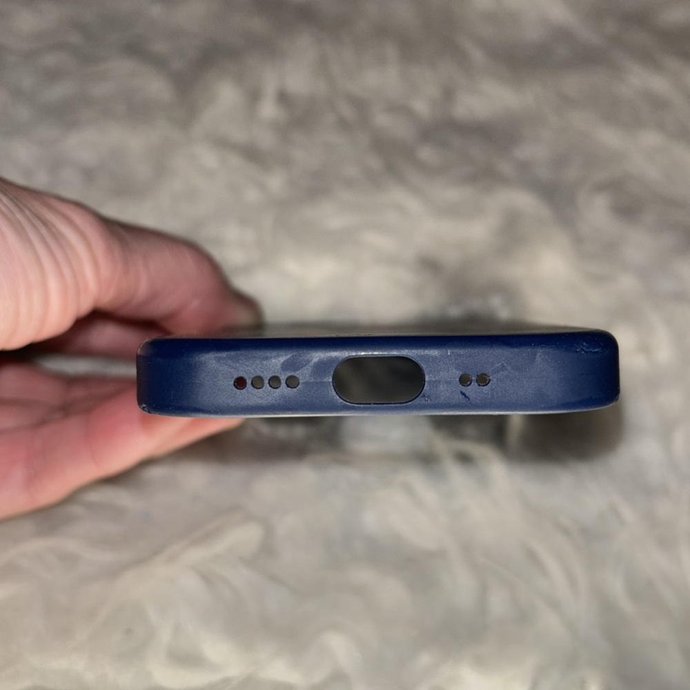 iPhone 12 mini Silicone Case with MagSafe - Deep Navy - Picture 6 of 12